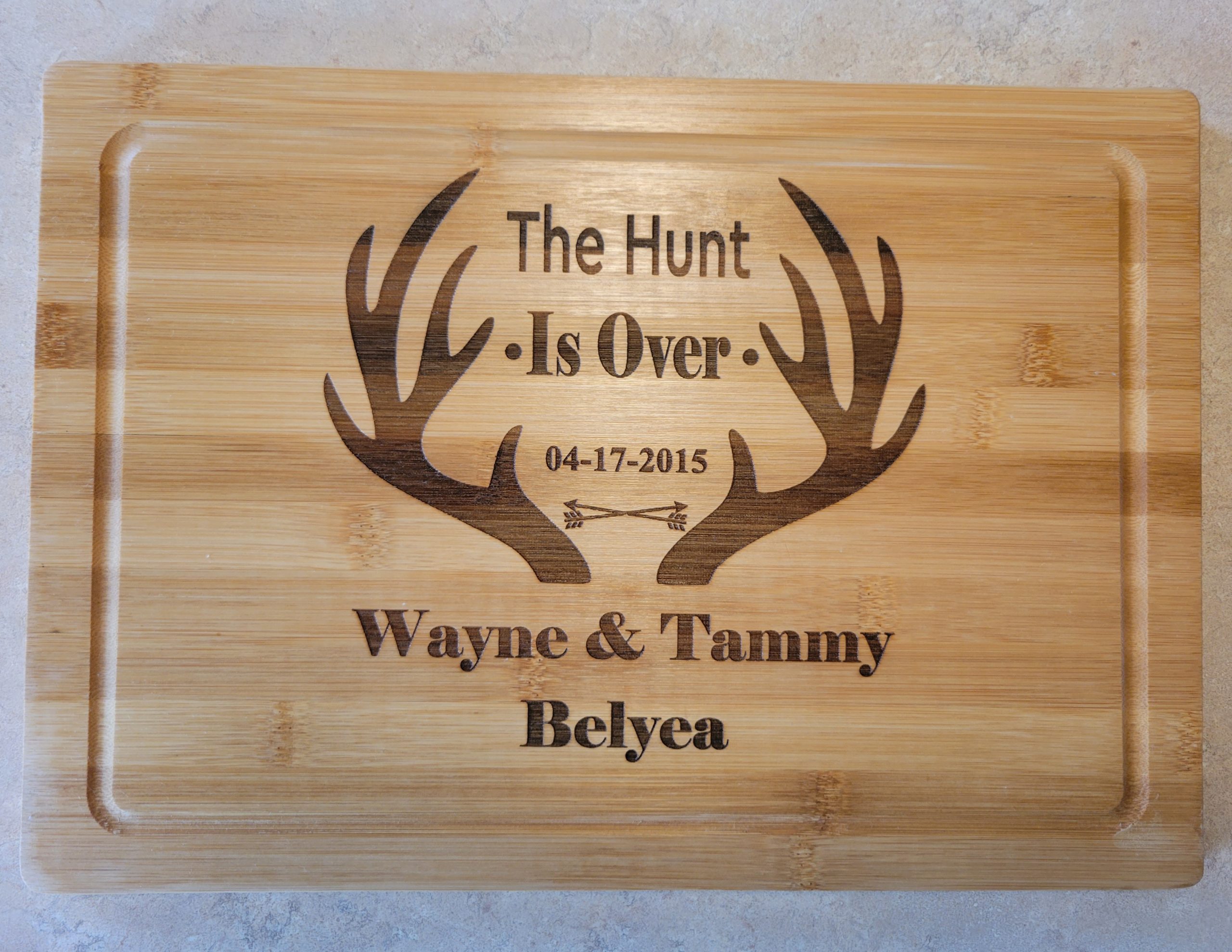 personalized-laser-engraved-cutting-board-wedding-gift